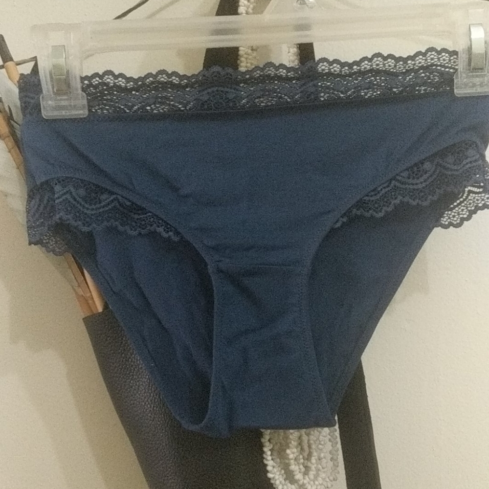 NWOT Dammen Ya Underwear